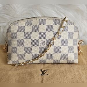 🤍 Louis Vuitton Azur Pouch 🤍
